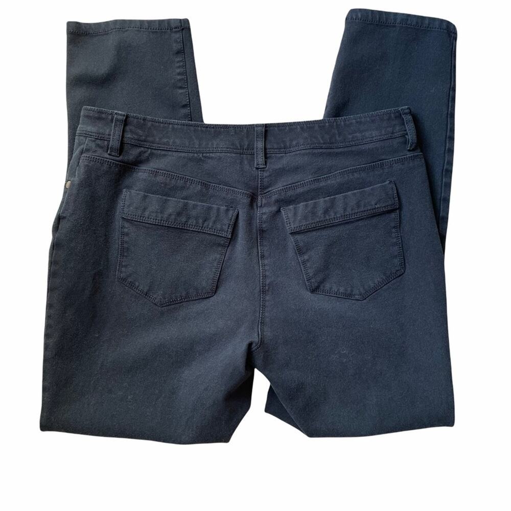 Chico’s Black 5 Pocket‎ Stretch Jeans Size 8 - Picture 2 of 6